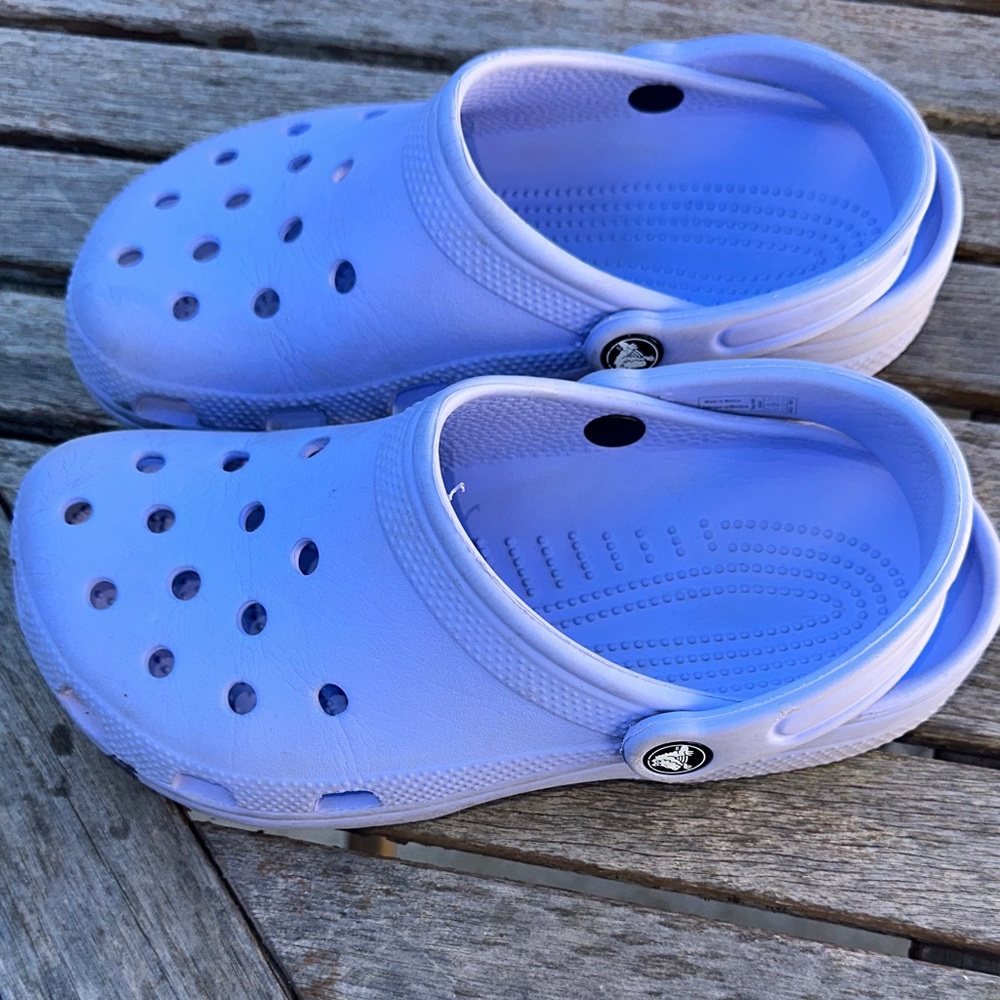 CROCS Kids Light Purple Water Shoes